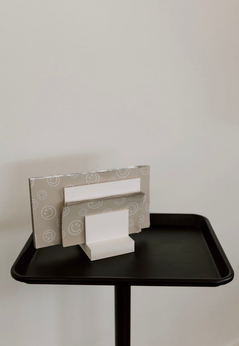 Main Foil Stand